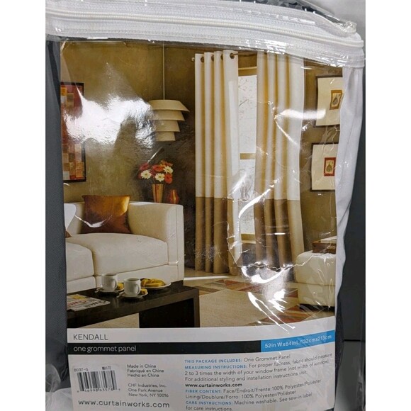 Curtainworks Kendall White Grommet Curtains 52x84 Light Filtering Set of 2 New - Picture 6 of 9